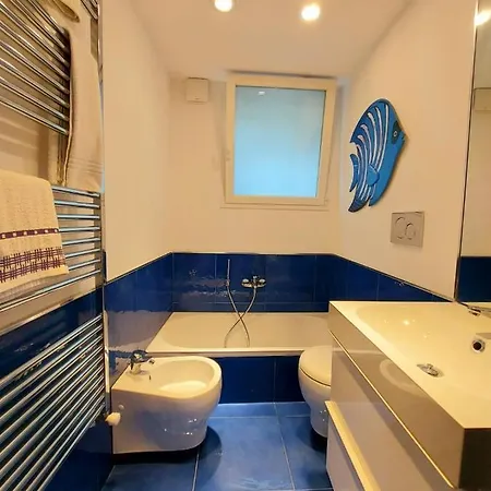 Blu Garden Flat Santa Margherita Parking Apartment *