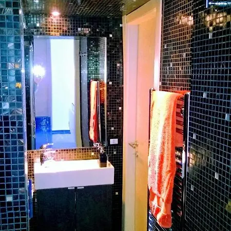 Blu Suite Garden Flat Santa Margherita Private Parking Apartament